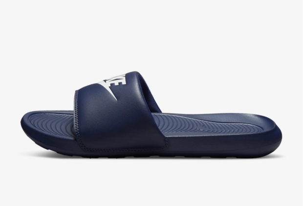 NIKE Victori One Men's Slides - Navy