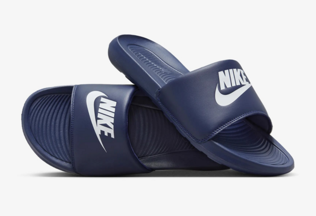 NIKE Victori One Men's Slides - Navy